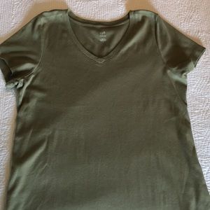 J Jill V neck Perfect Pima